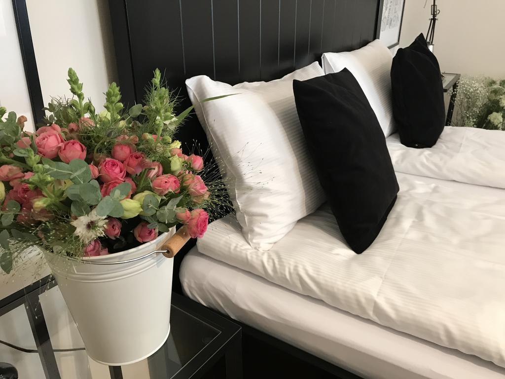 Czarna Kawka Apartamenty Krakau Exterior foto